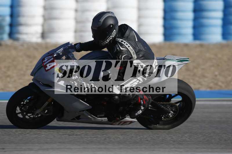 /Archiv-2024/02 29.01.-02.02.2024 Moto Center Thun Jerez/Gruppe gruen-green/414